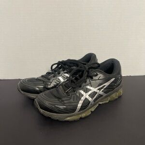 Asics Black and Silver Athletic Sneakers size 7 men’s